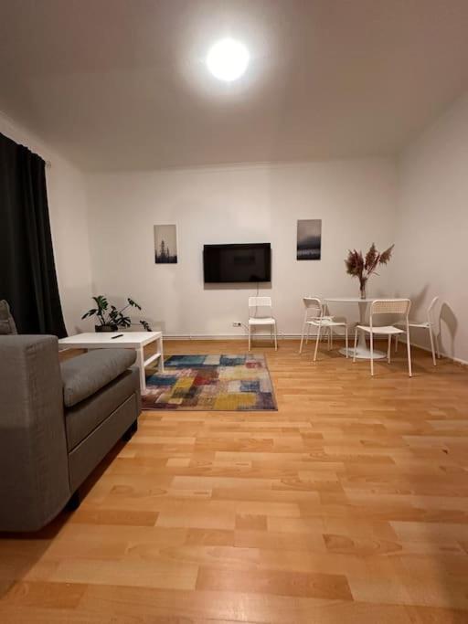 הנובר Apartment Mit Balkon Im Stadtzentrum מראה חיצוני תמונה