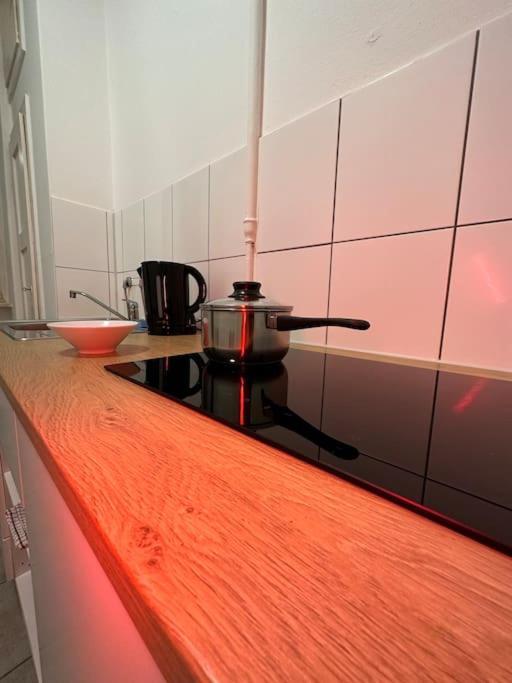 הנובר Apartment Mit Balkon Im Stadtzentrum מראה חיצוני תמונה